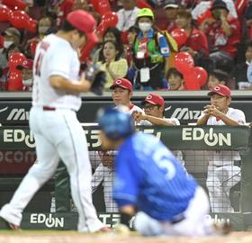 広島・新井監督　離脱者続出に「自分がマネジメントミスしているからこれだけケガ人が」「選手は一生懸命」