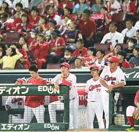 新井カープ　ＤｅＮＡと１差２位なのに自力２位消滅　相次ぐ主力離脱でマツダＣＳ開催へ正念場