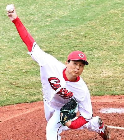 　９回を無失点に抑える栗林