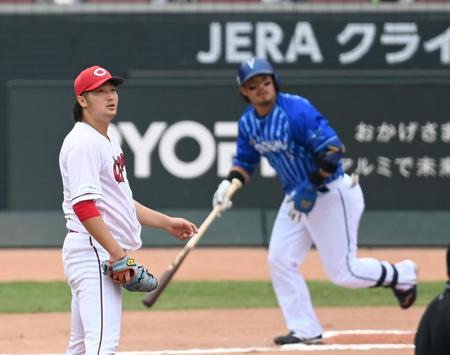 　６回、宮崎に先制２ランを打たれる床田（撮影・飯室逸平）