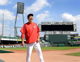 広島・新井監督　「普通にやっては厳しい。むちゃくちゃやる」奇策連発を予告　リスク上等「失敗したらごめんなさい」