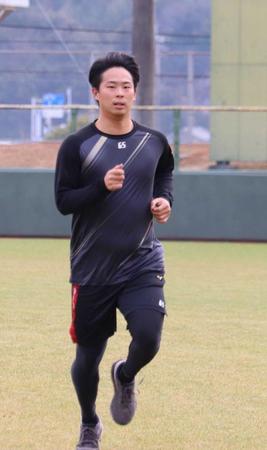 　シャトルランを繰り返す玉村