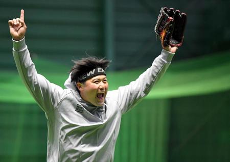 カープ末包　誠也直伝打法で２０発狙う　ぎゅうぎゅうのパンパン・グレード２「今年はだいぶ良くなったと」