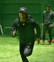 　ダッシュを行う羽月