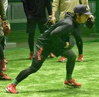 　ノックを受ける羽月