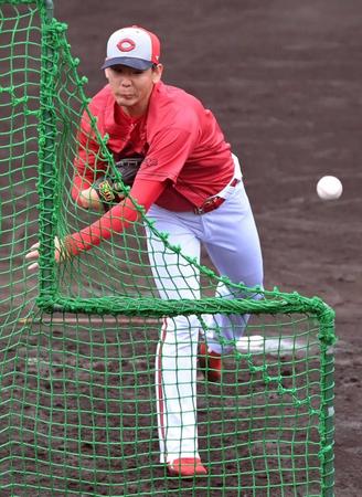 　フリー打撃に登板した森浦は力強い投球で存在感を示す