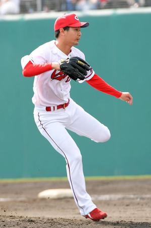 　２回をパーフェクトに抑えた森浦（撮影・佐藤厚）