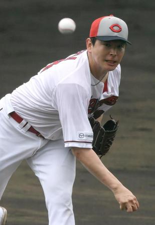 広島　大瀬良が右肘手術以降初の実戦形式に登板　打者４人に無安打投球で充実の表情「良い球もあったし、空振りも奪えた」
