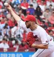 　来日初登板初先発したハッチ（撮影・市尻達拡）