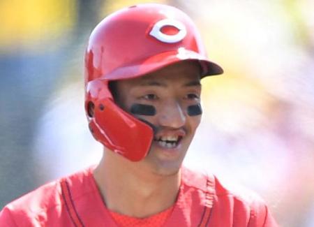 広島 二塁手・矢野が好守連発 強肩披露に横っ跳び ベンチスタートの名手・菊池もベンチで驚き