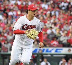 広島・床田　２安打許した元同僚西川に「パ・リーグの時に打って」カープファンの笑い誘う