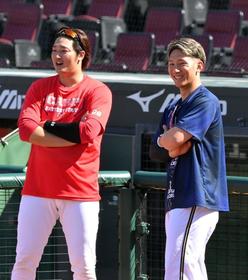 「次のカードで打つように」広島・新井監督が爆笑　元同僚のオリックス・西川と言葉を交わす　床田とも談笑