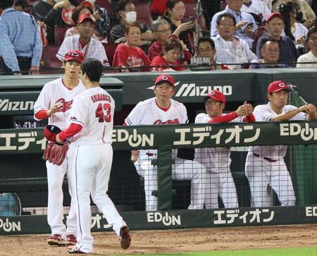 広島・新井監督　決勝点献上の島内の配置転換「全く考えていない」　野間失策「本人がしっかり分かっていると思う」一問一答