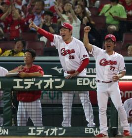 広島・新井監督が二盗＆三盗成功の羽月を称賛「準備しているのを知っていますし、本当に勇気いる」【一問一答】