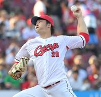 　先発し力投する床田（撮影・市尻達拡）