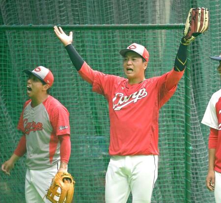 　ノックで声を張り上げる大盛（撮影・市尻達拡）