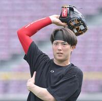 　キャッチボールを終えた森下（撮影・市尻達拡）
