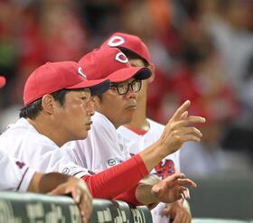 広島・新井監督　森下は「まだ試合はある、また切り替えて」　菅野とは「次、対戦があったら次はやり返したい」一問一答