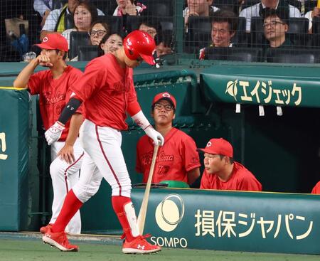 どうした広島　勝負の９月２勝９敗　今季２度目の５連敗　３位転落　４カード連続初戦黒星　低迷続く