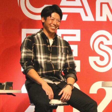 　「カープフェス２０２４」のトークショーに出演した野間