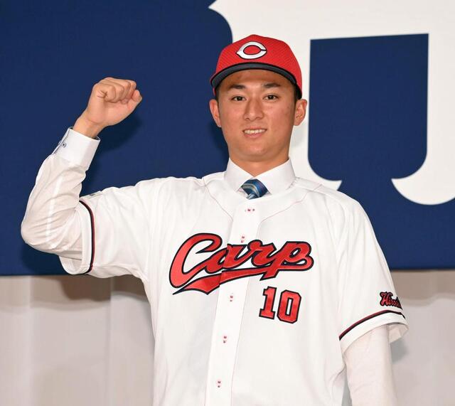 広島 ドラ1・佐々木は背番号「10」新井監督「金本さんのように勝負