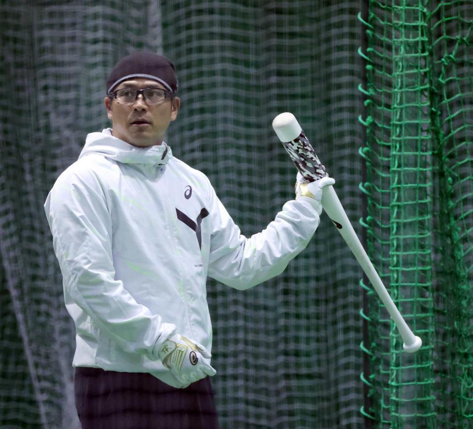 　打撃練習をする田中（撮影・市尻達拡）