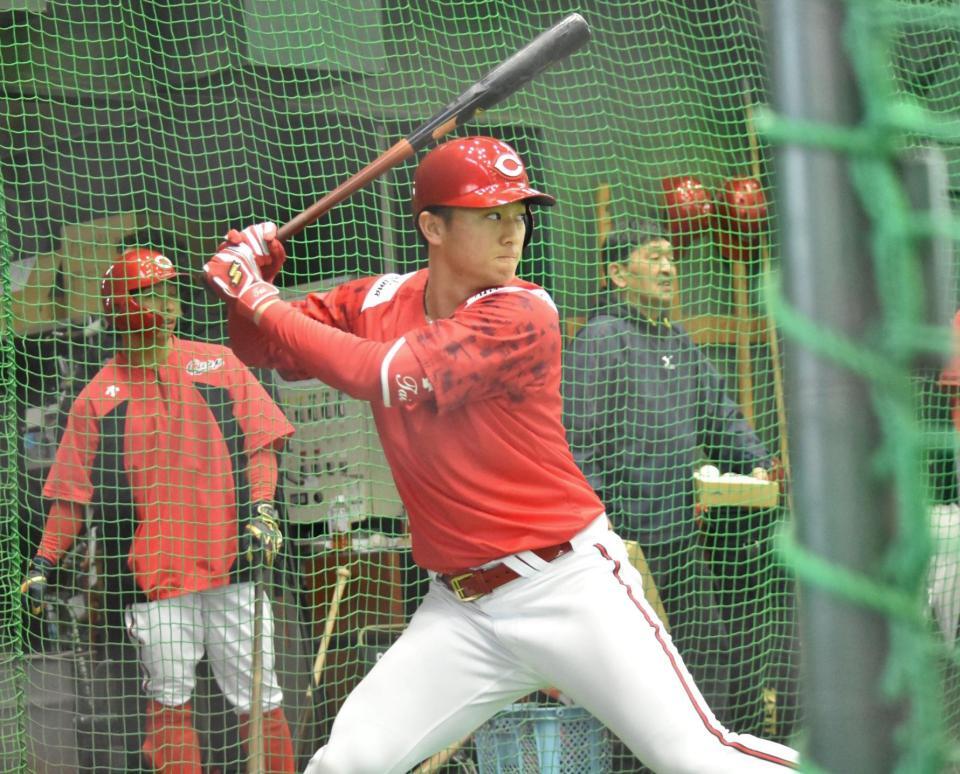 　フリー打撃で快音を響かせた佐々木