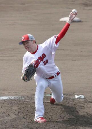 　シート打撃登板で、自己最速タイの１５３キロを計測した滝田（撮影・畠山賢大）