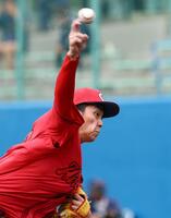 　先発し力投する常広（撮影・山口登）