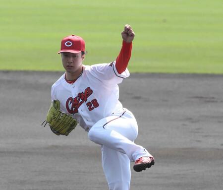 　躍動感あるフォームで、２回無失点と好投した佐藤柳