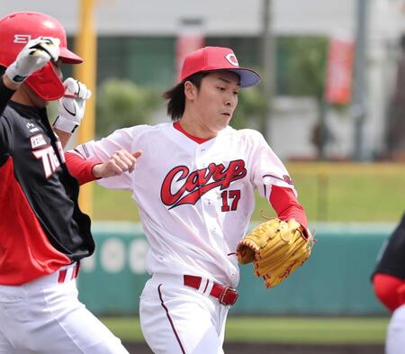 　２回、一塁へベースカバーに走る常広（撮影・市尻達拡）