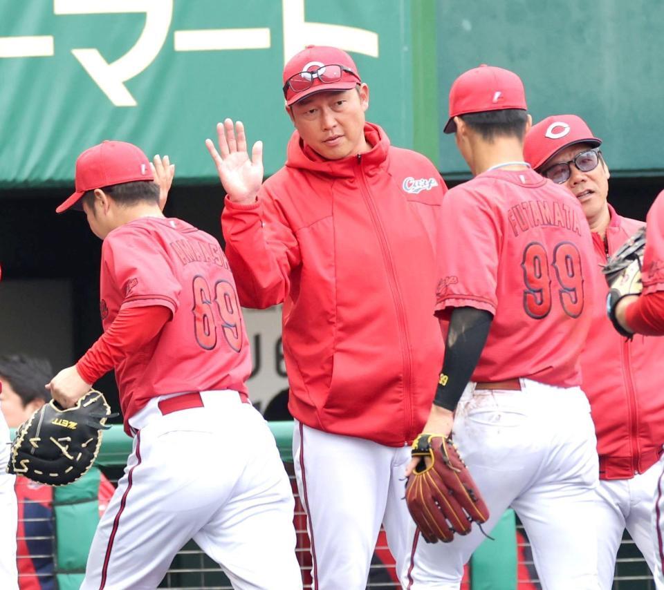 広島・新井監督 玉村「今日はピリッとしてたね。はっはっは