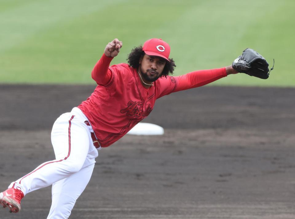 　躍動感のあるフォームで投げ込むドミンゲス（撮影・市尻達拡）