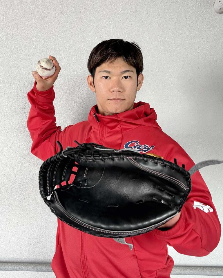 　インタビューに応じた坂倉