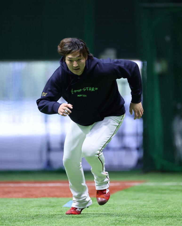 　瞬発系の練習をする床田（撮影・市尻達拡）