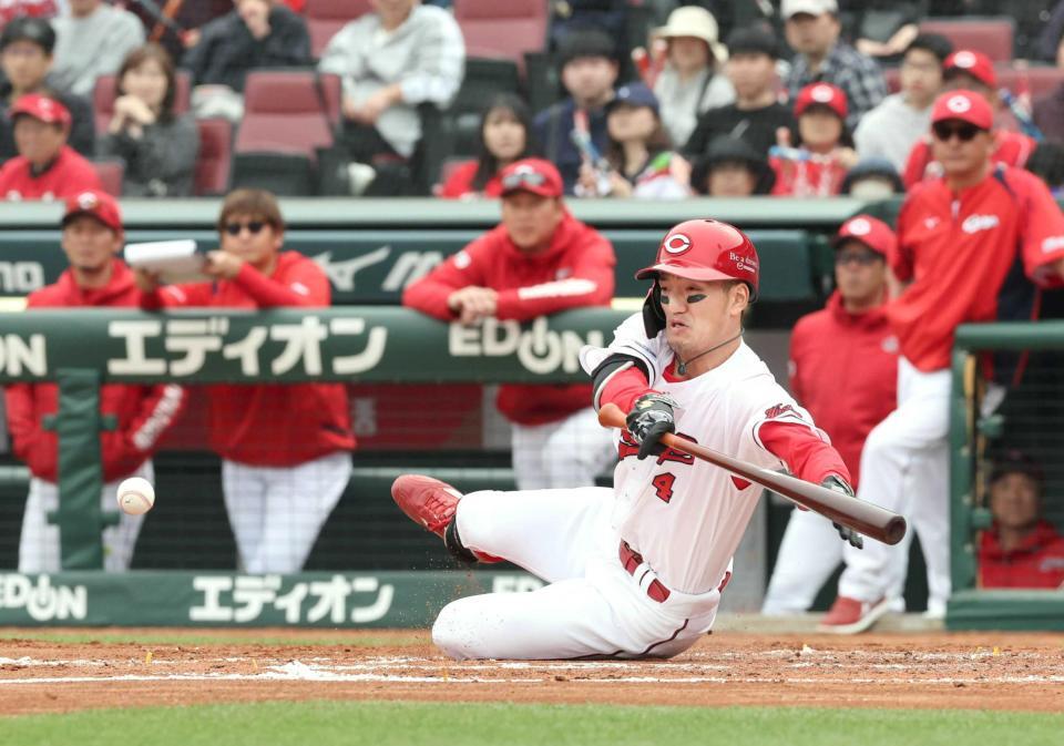 　３回、スクイズを決める矢野