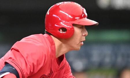 【写真】またけが人が、、、広島・野間があわや交錯ヒヤリの瞬間