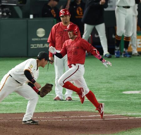 　９回、三ゴロに倒れる菊池（撮影・金田祐二）