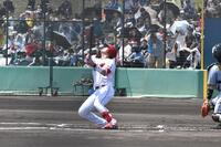 　１回、二飛に倒れる佐々木