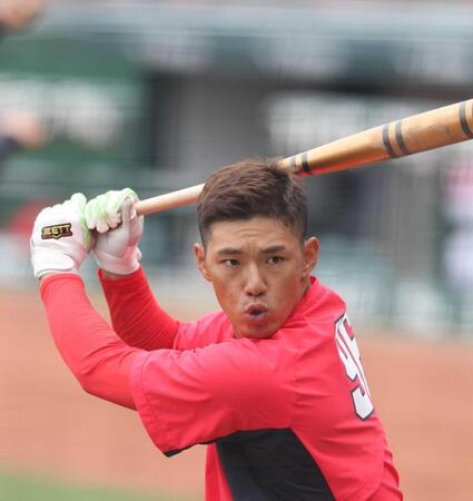 広島・中村奨 難敵バウアー撃つ! 前回対戦完敗も自身は代打で三塁打 昨年から7連敗中・鬼門ハマスタ「流れ断ち切る」