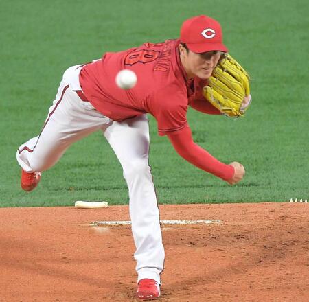 　バウアーとの投げ合いで８回を２失点に抑えた森下（撮影・佐藤厚）