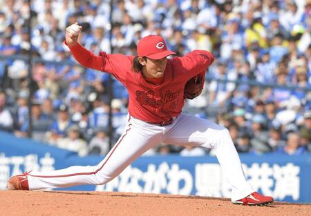 　４回裏、２番手で登板した鈴木（撮影・佐藤厚）