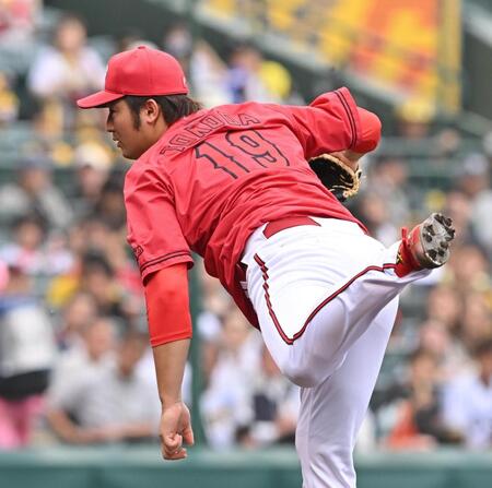 　力投する先発の床田（撮影・西田忠信）