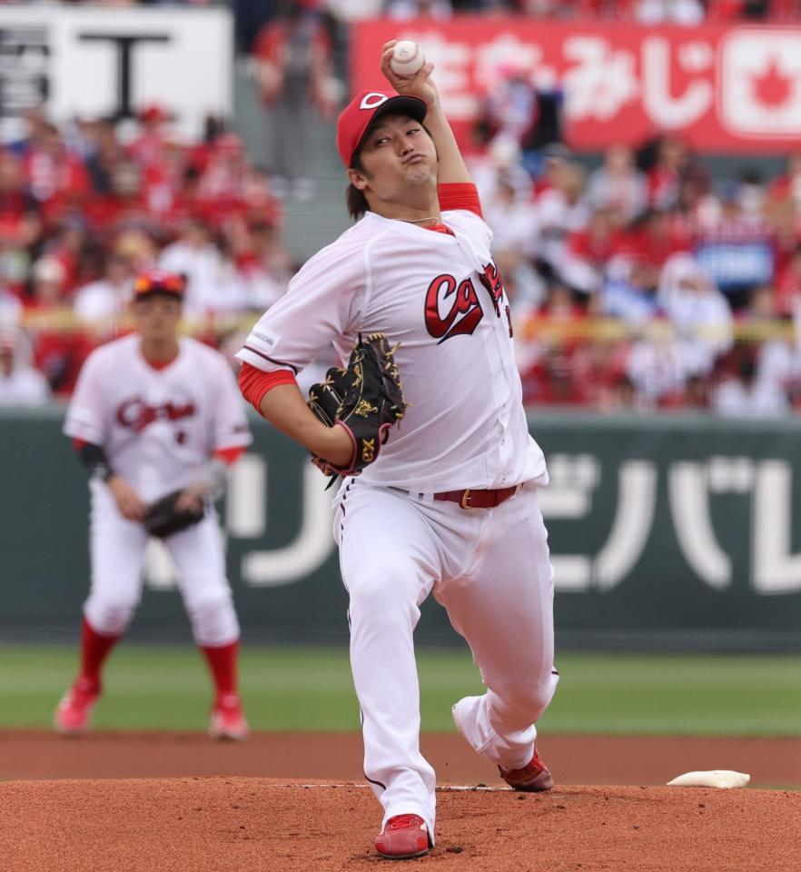 　先発し、力投する床田（撮影・市尻達拡）