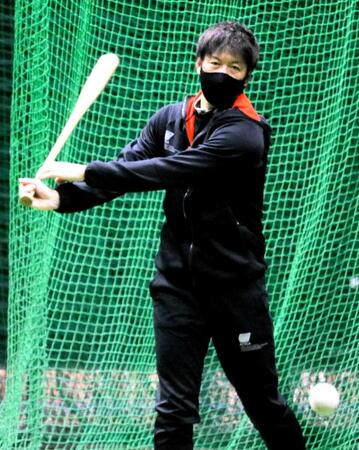 　広島・久本祐一打撃投手