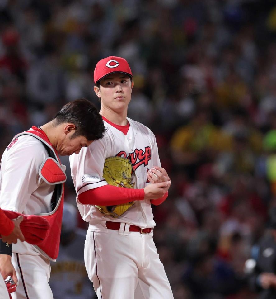 広島東洋カープ 森下投手 プロモデル&バッグ3点 広島東洋カープ #18 森下 暢仁（もりした まさと）の使用ギア -2023-