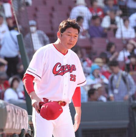 広島・新井監督　２戦無安打のファビアン、末包を擁護「内容はいい、アプローチの仕方はいい」【一問一答】