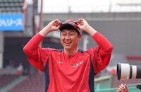 　積極的な攻撃で交流戦を戦う新井監督