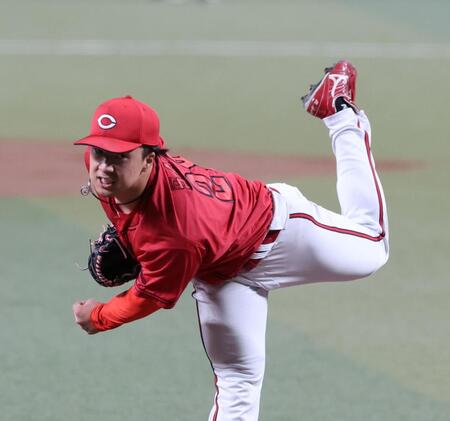 　先発し、力投する佐藤柳（撮影・市尻達拡）