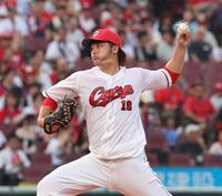 　先発し、力投する床田（撮影・市尻達拡）